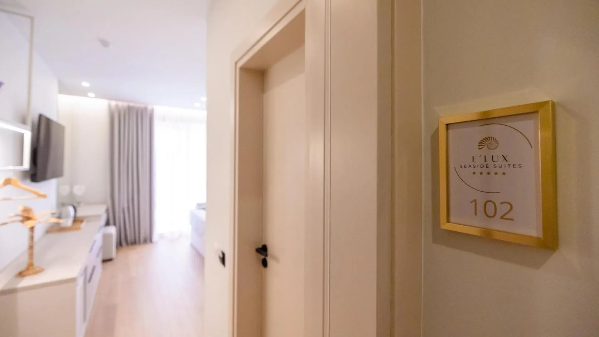 E'Lux Seaside Suites Vlora Albania